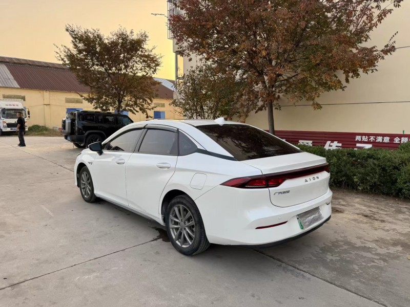 徐州23年传祺埃安S8