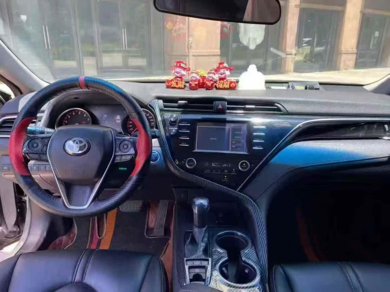 海口19年丰田凯美瑞6
