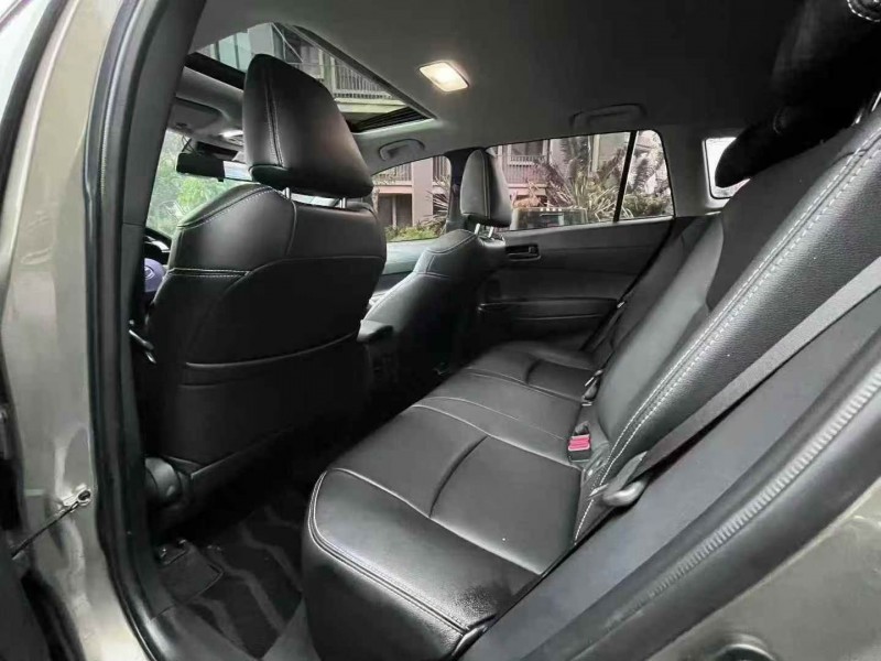 琼海23年丰田锐放5