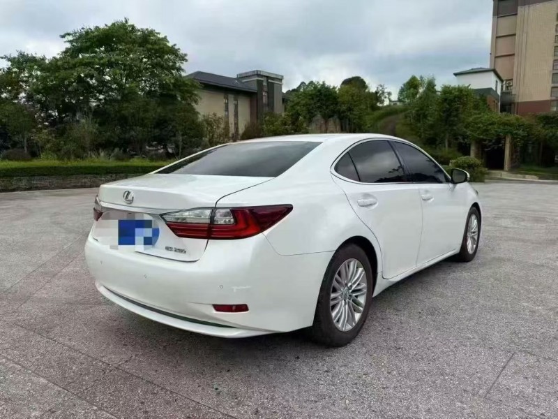 梧州18年雷克萨斯ES7