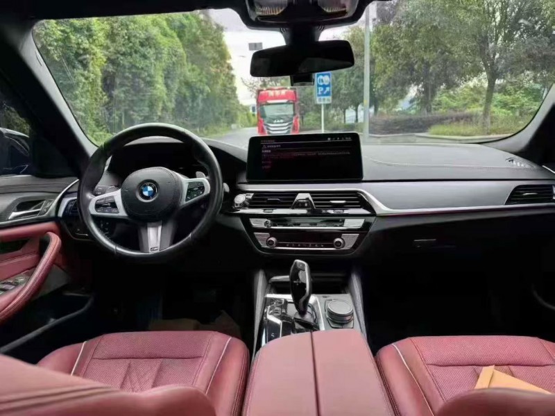 保山22年宝马5系7