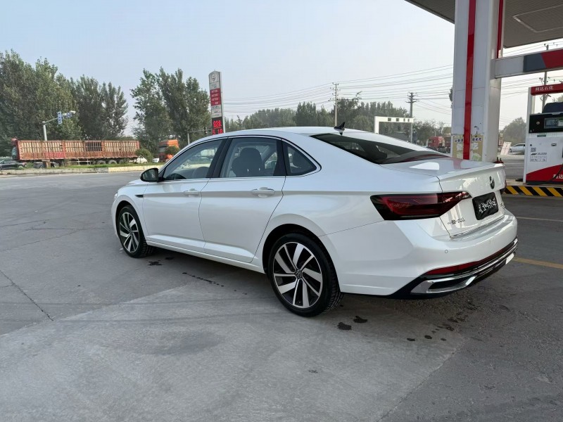 保定24年大众速腾8