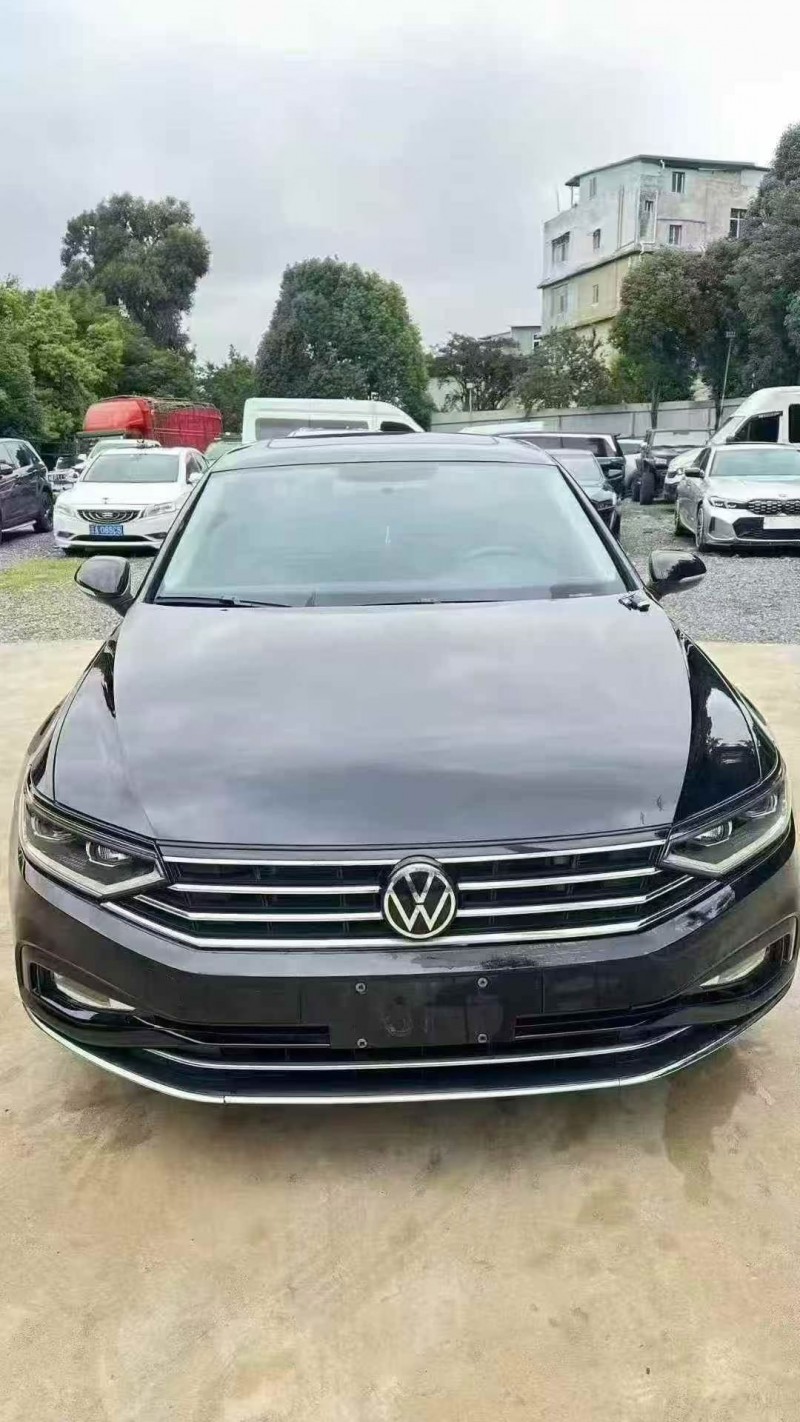 丽江23年大众迈腾1