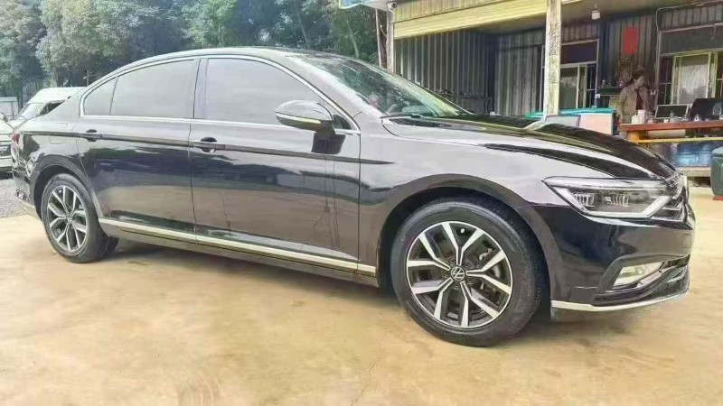 丽江23年大众迈腾3