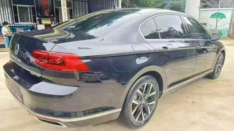 丽江23年大众迈腾8