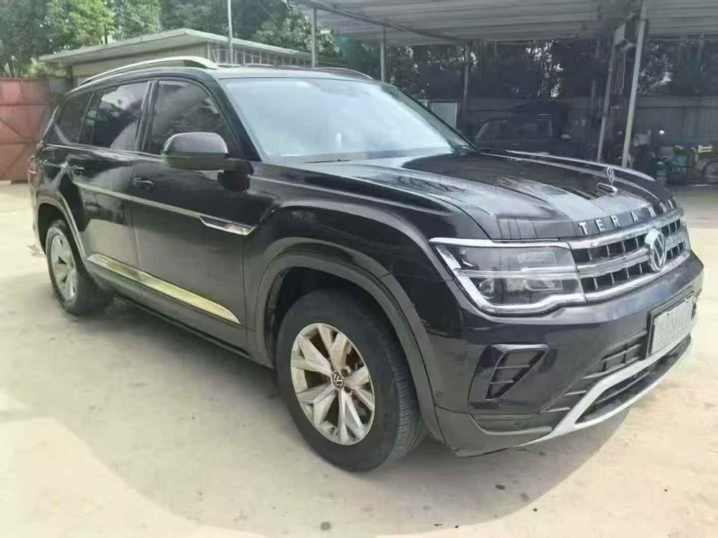 保山22年大众途昂3