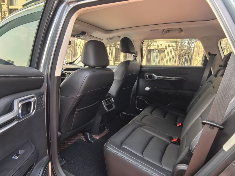 郑州22年吉利豪越7