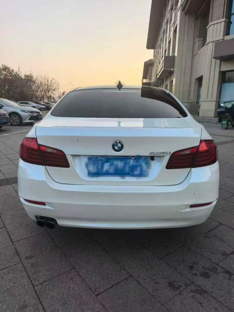 承德15年宝马5系9