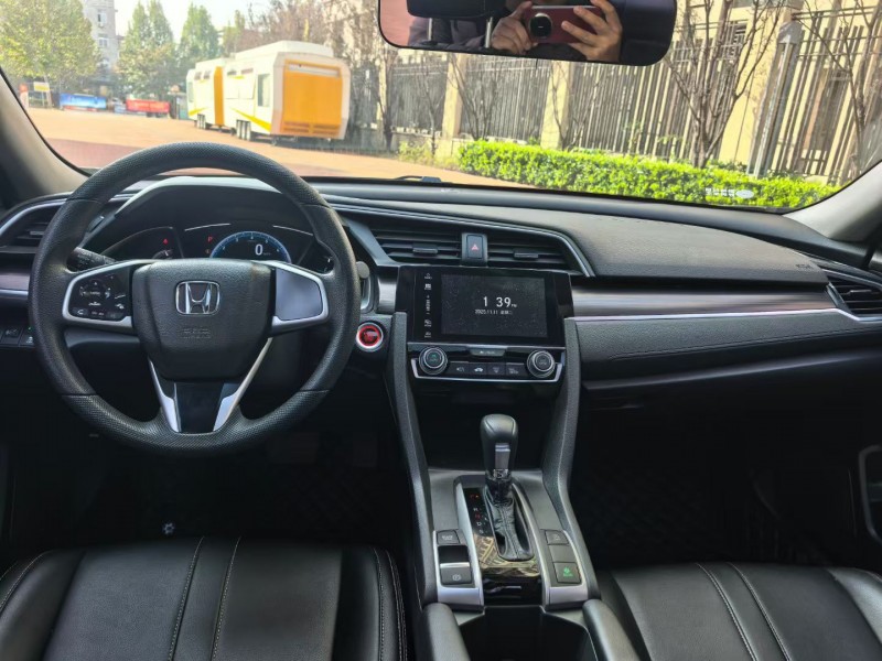 郑州20年本田思域4