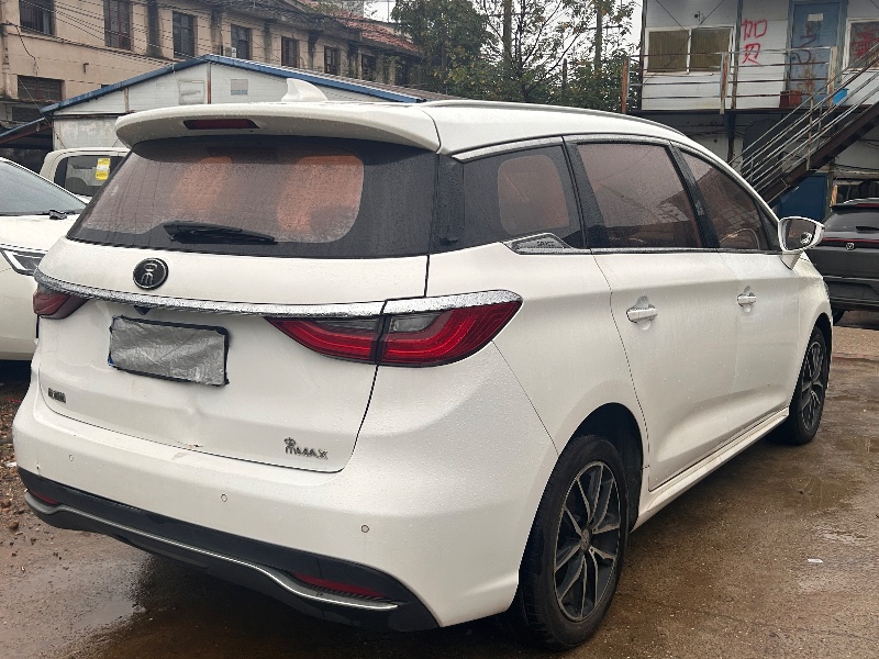 长沙18年比亚迪宋MAX7