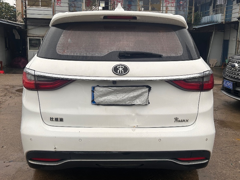 长沙18年比亚迪宋MAX9