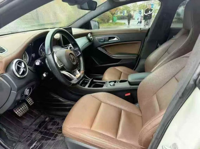 保山15年奔驰CLA4