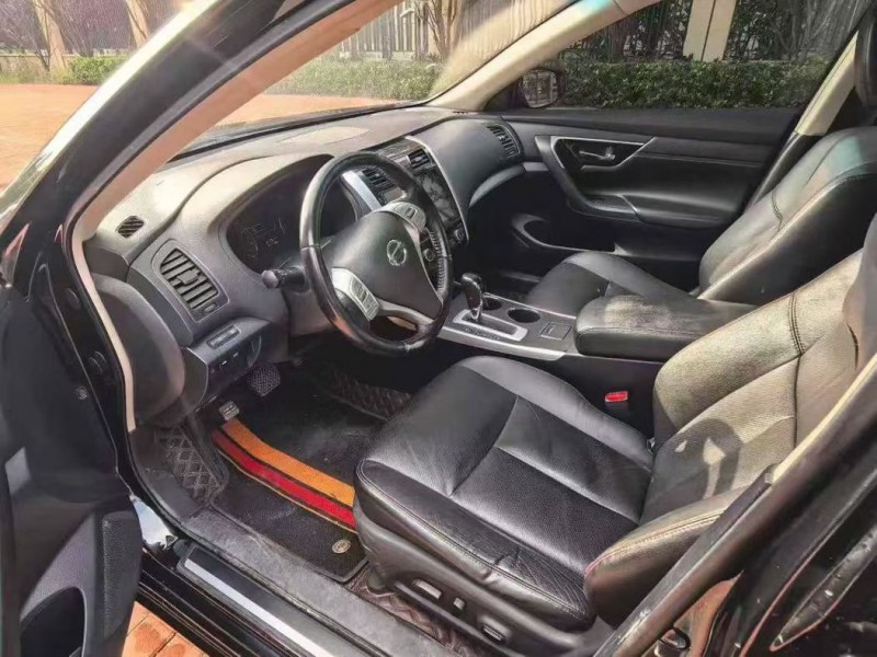 郑州17年日产天籁9