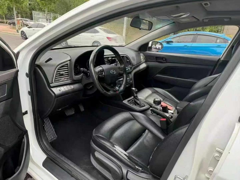 郑州18年现代领动8