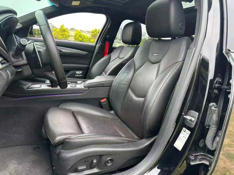 深圳20年凯迪拉克CT59