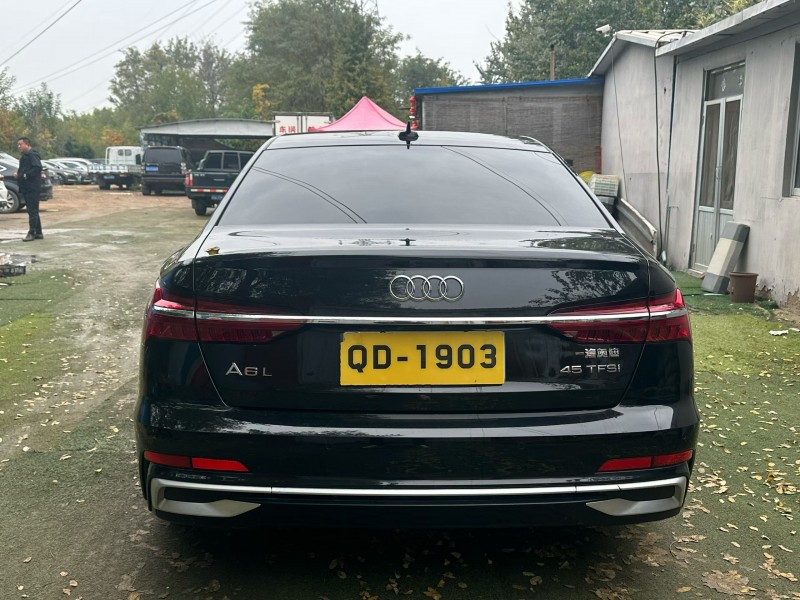 青岛23年奥迪A6L8