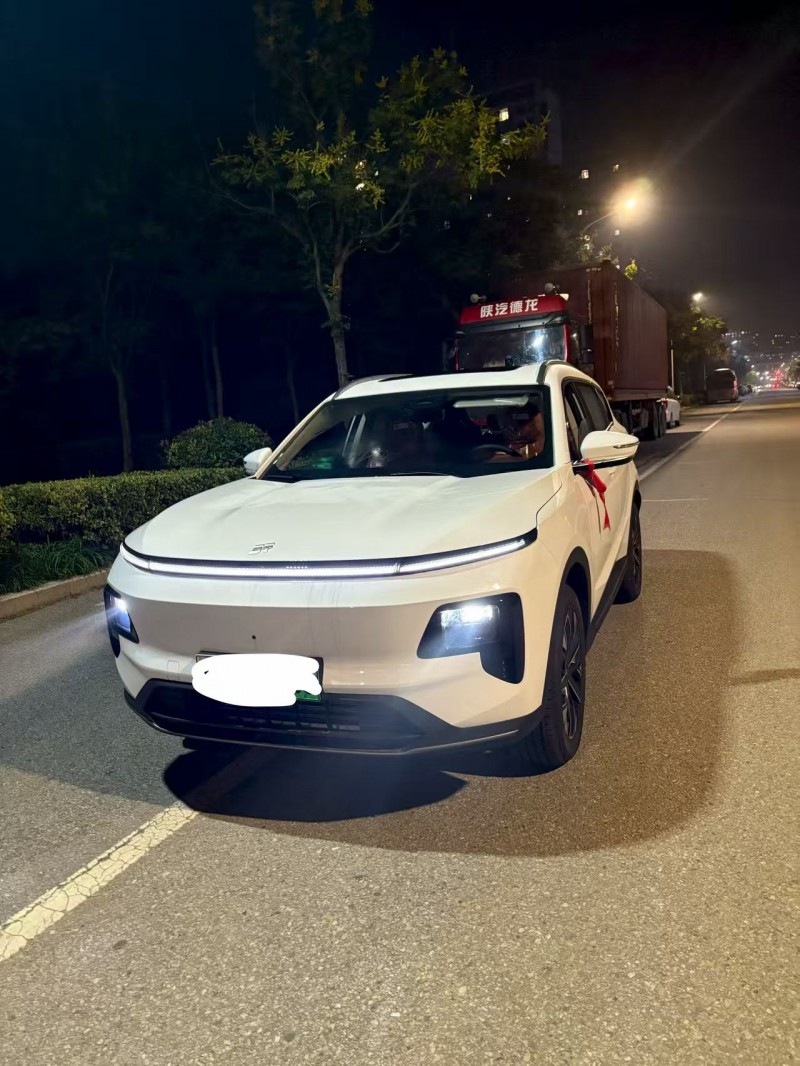 青岛25年奇瑞捷途1