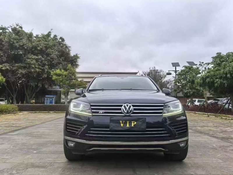 昭通19年大众途锐1