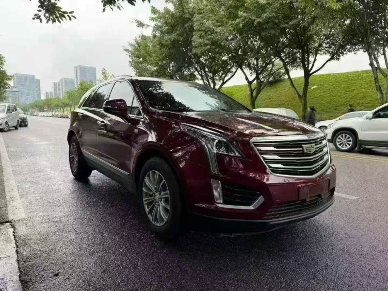 重庆18年凯迪拉克XT52