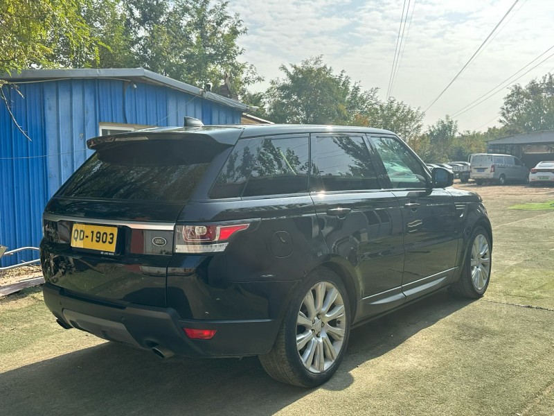 青岛17年路虎揽胜运动7