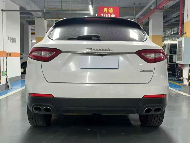 十堰17年玛莎拉蒂Levante9