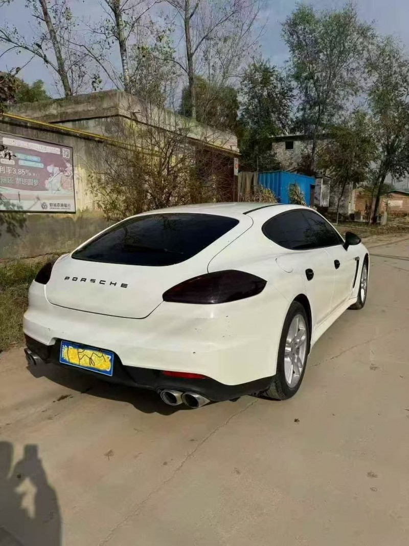 菏泽12年保时捷帕拉梅拉7