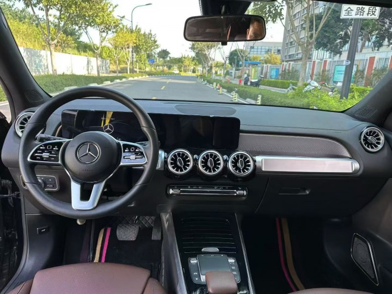 厦门22年奔驰GLB4