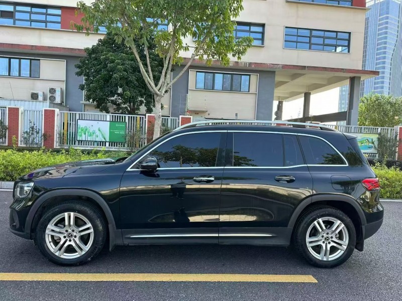 厦门22年奔驰GLB8