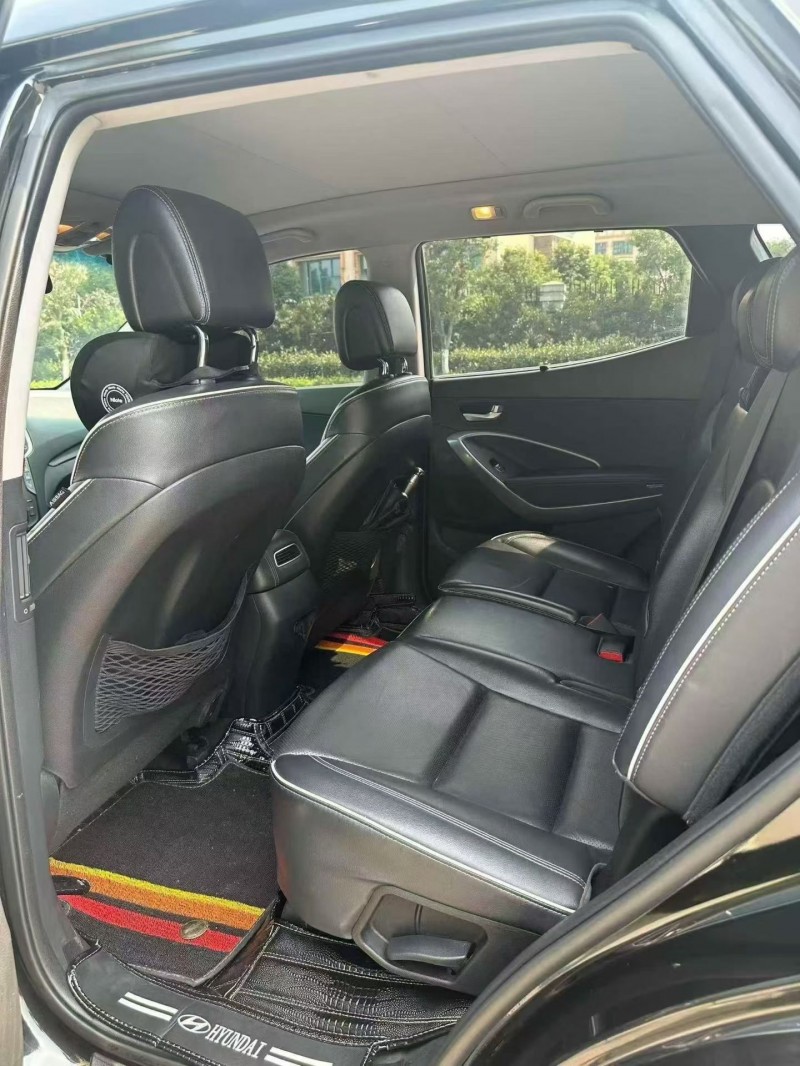 攀枝花16年现代新胜达5