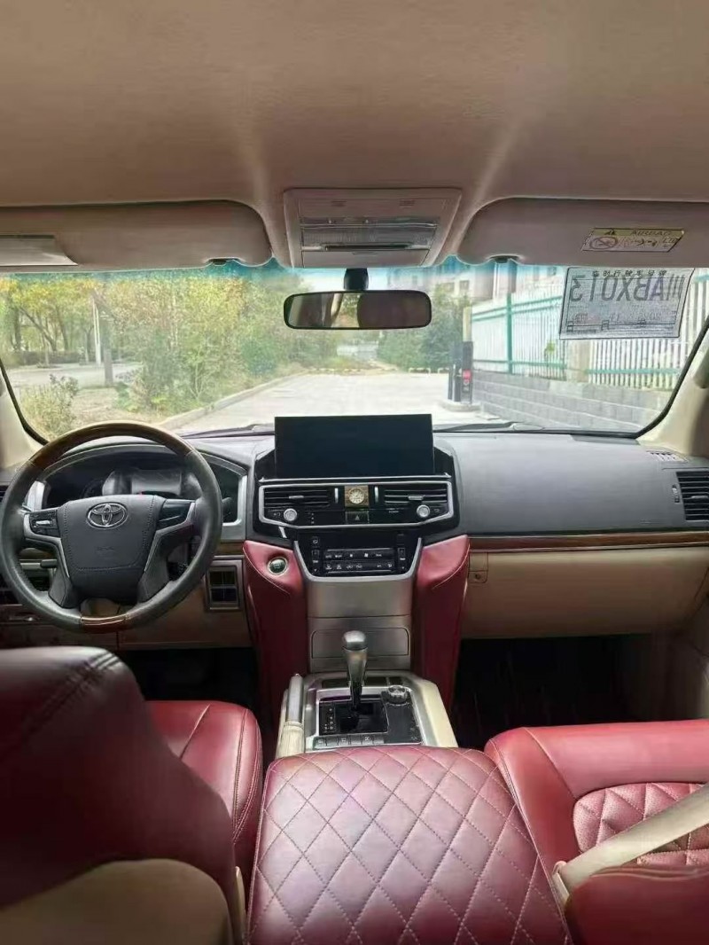 济宁16年丰田兰德酷路泽4