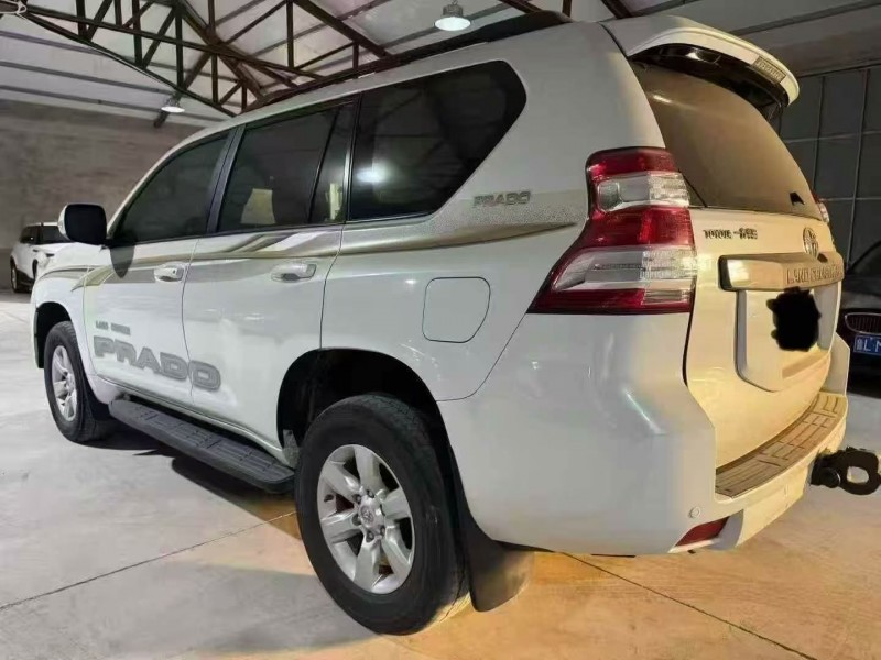 乌海15年丰田普拉多7