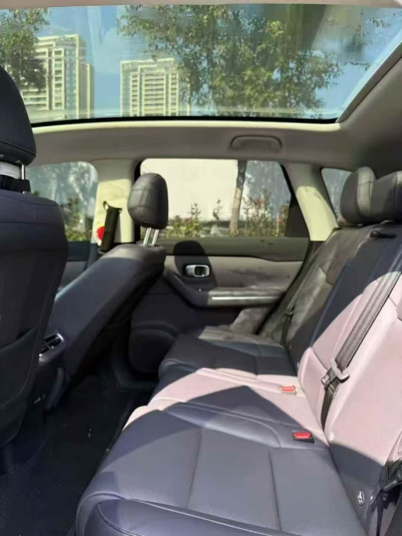 温州24年零跑汽车C106