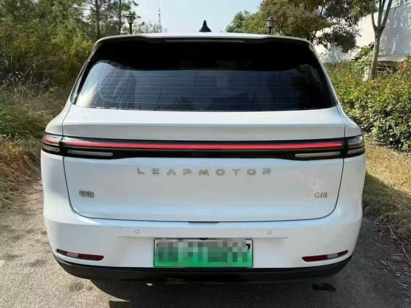 温州24年零跑汽车C109