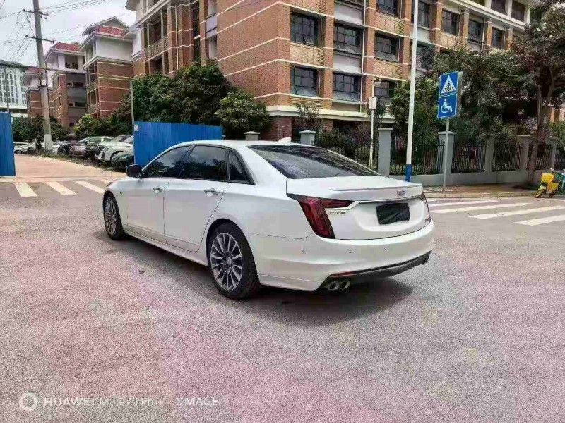 南宁23年凯迪拉克CT67