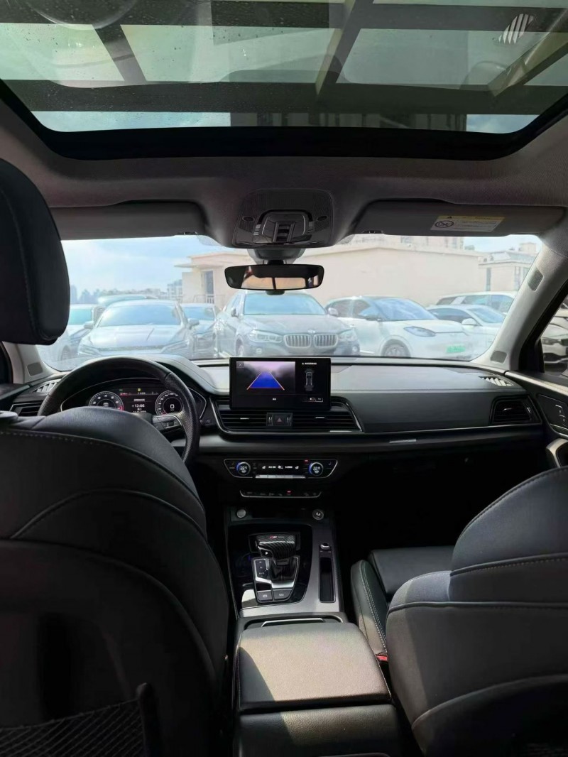 苏州22年奥迪Q56