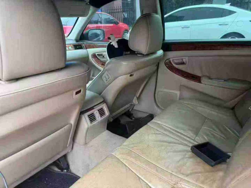 南宁06年丰田皇冠6