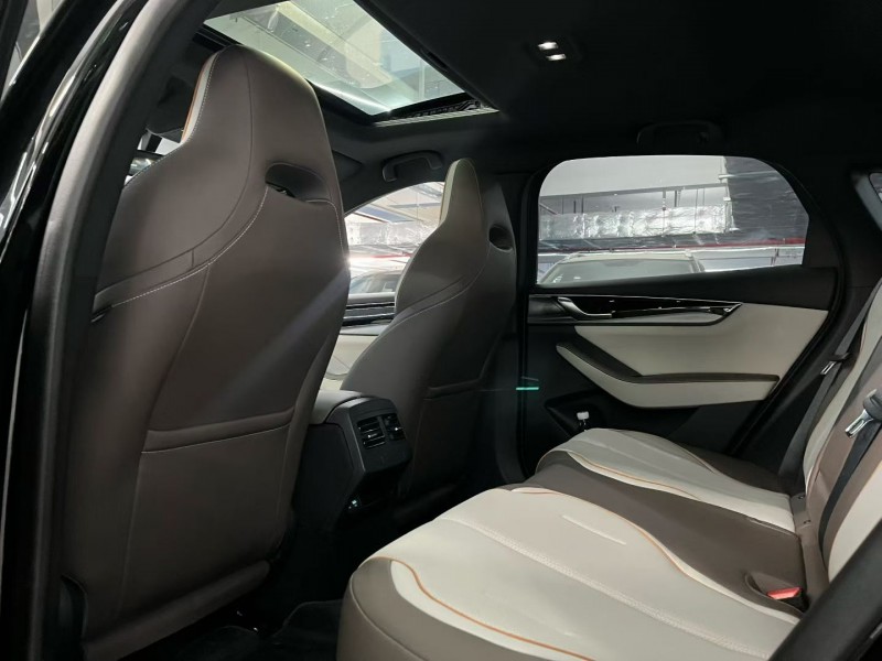 深圳24年比亚迪秦8