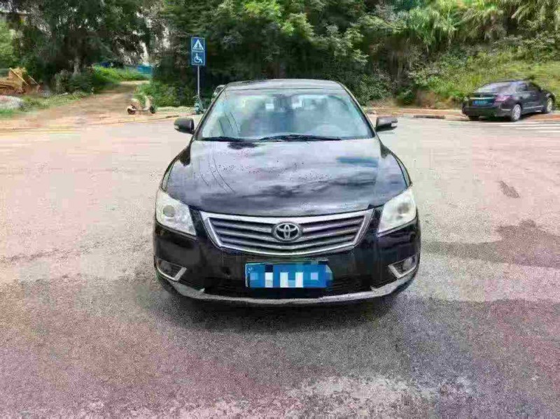 南宁11年丰田凯美瑞1