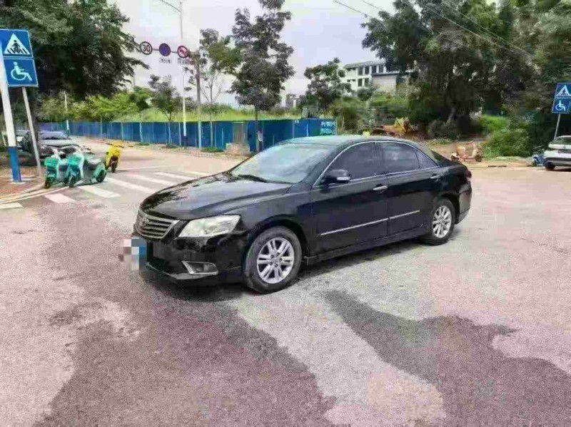 南宁11年丰田凯美瑞3