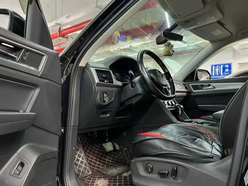 深圳18年大众途昂4