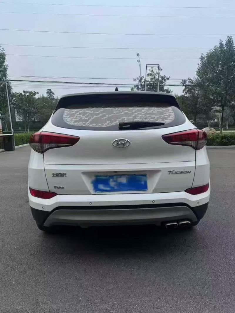 淄博18年现代途胜9