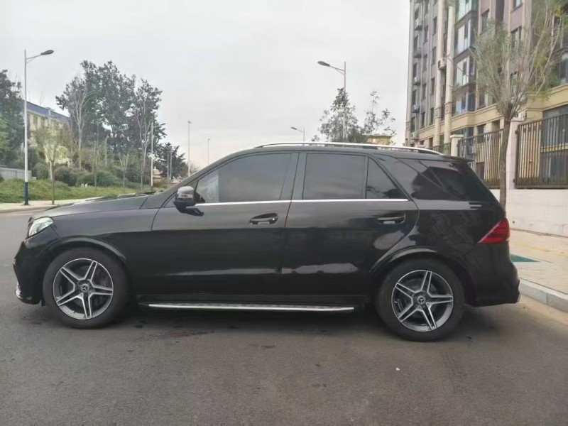 保定20年奔驰ML8