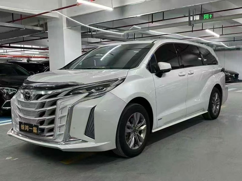 深圳25年丰田塞纳2