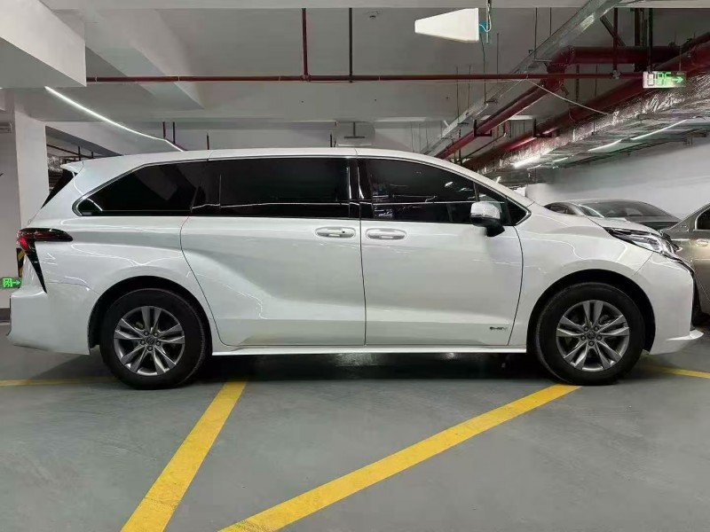 深圳25年丰田塞纳8