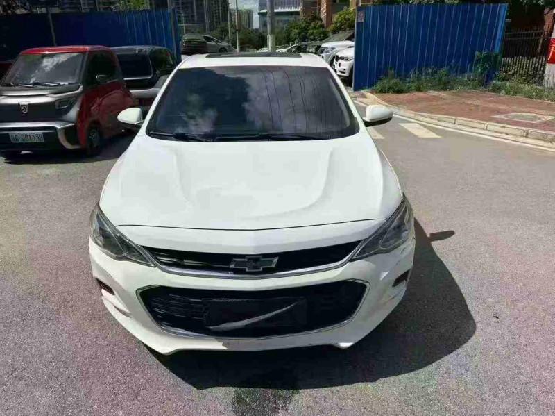 南宁18年雪佛兰科沃兹1