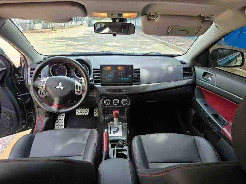 南宁12年三菱翼神5