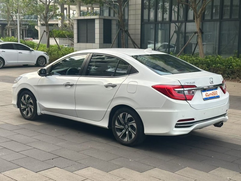 佛山17年本田凌派4