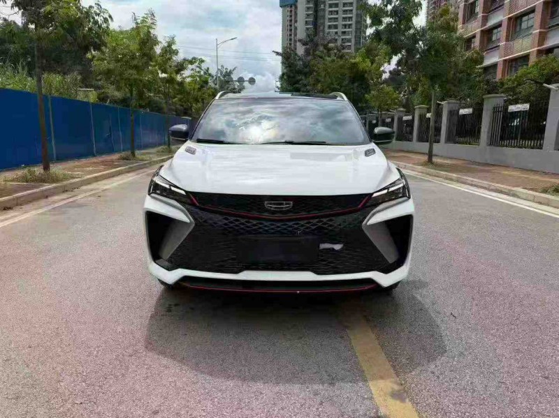 南宁24年吉利缤越1