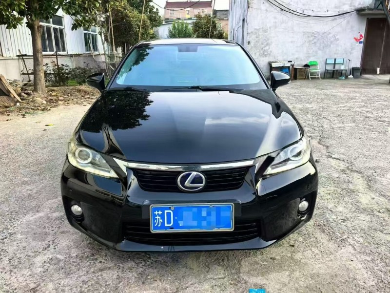 徐州13年雷克萨斯CT1