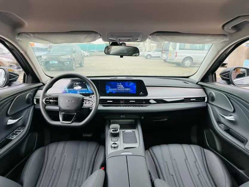 东莞25年奇瑞风云3